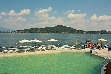 Sleeps 2 Pool Wifi *
